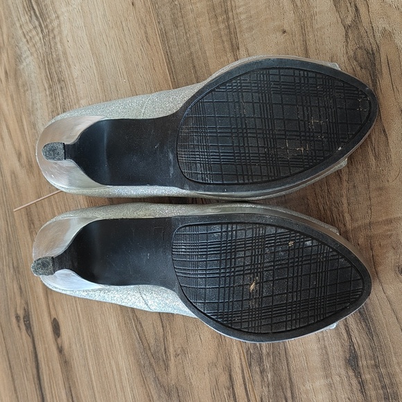 EUC Glitter peep toe platform heels - Picture 6 of 6